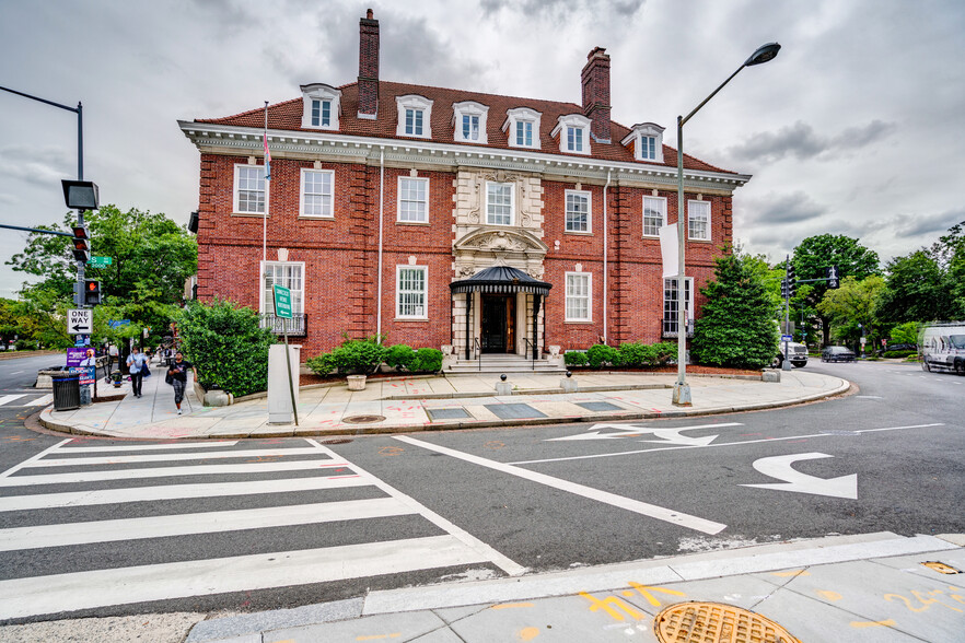 2040 S St NW, Washington, DC for sale - Building Photo - Image 1 of 46