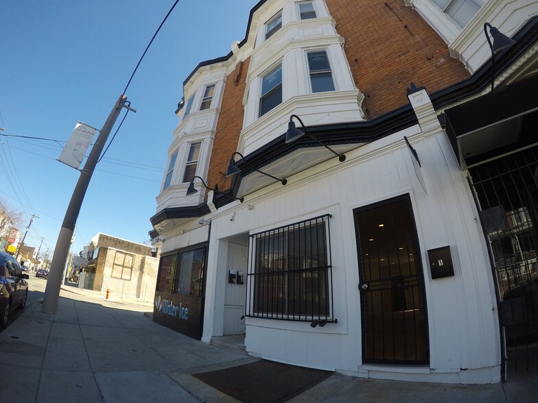 6020 Lansdowne Ave, Philadelphia, PA for sale - Primary Photo - Image 1 of 20