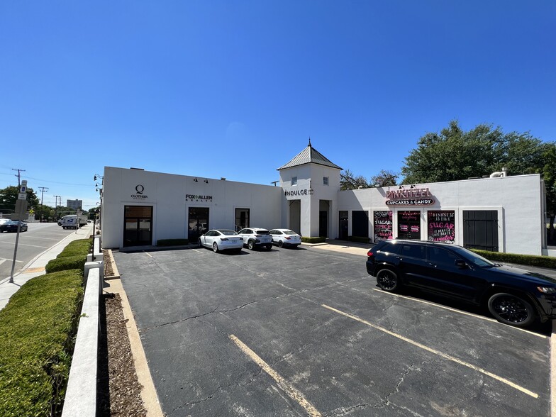 1343-1345 E 15th St, Tulsa, OK for rent - Building Photo - Image 1 of 10