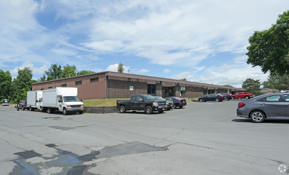 21A Railroad Ave, Albany, NY for sale - Primary Photo - Image 1 of 1