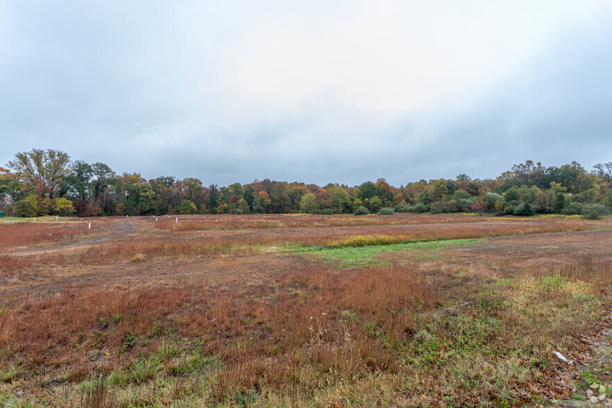 400 Biddle Ave, Newark, DE for rent - Primary Photo - Image 1 of 3