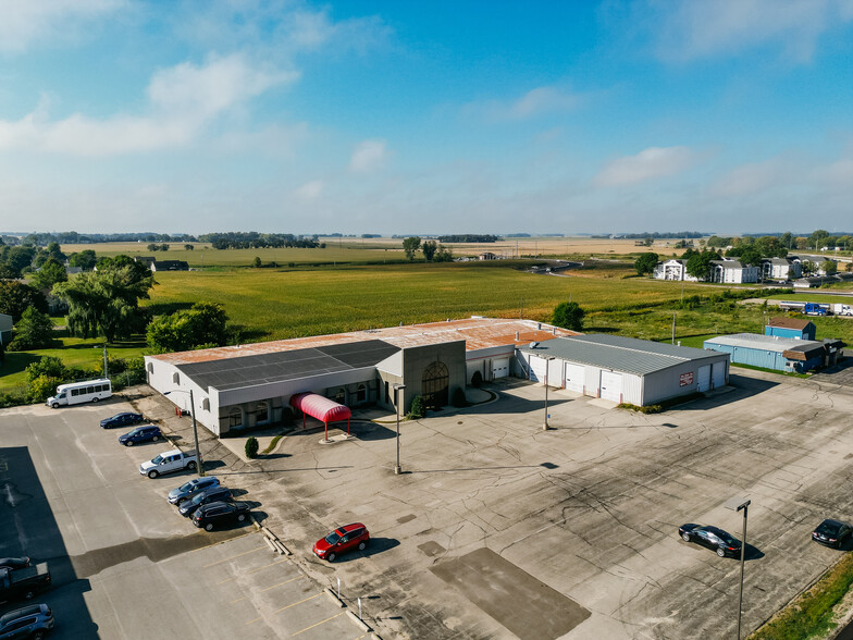 2905 W Oakland Ave, Austin, MN for sale - Building Photo - Image 1 of 9