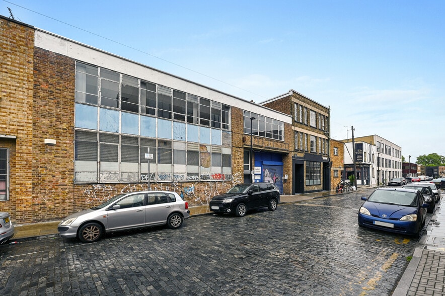 11-19 Vyner St, London for sale - Building Photo - Image 2 of 47