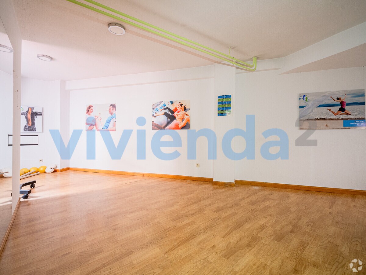 Madrid, MAD 28020 - Unit Puerta 02 -  - Interior Photo - Image 1 of 12