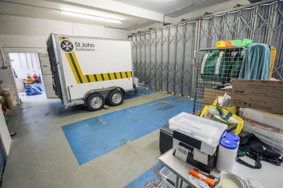 The Hornet, Chichester for sale Building Photo- Image 1 of 6