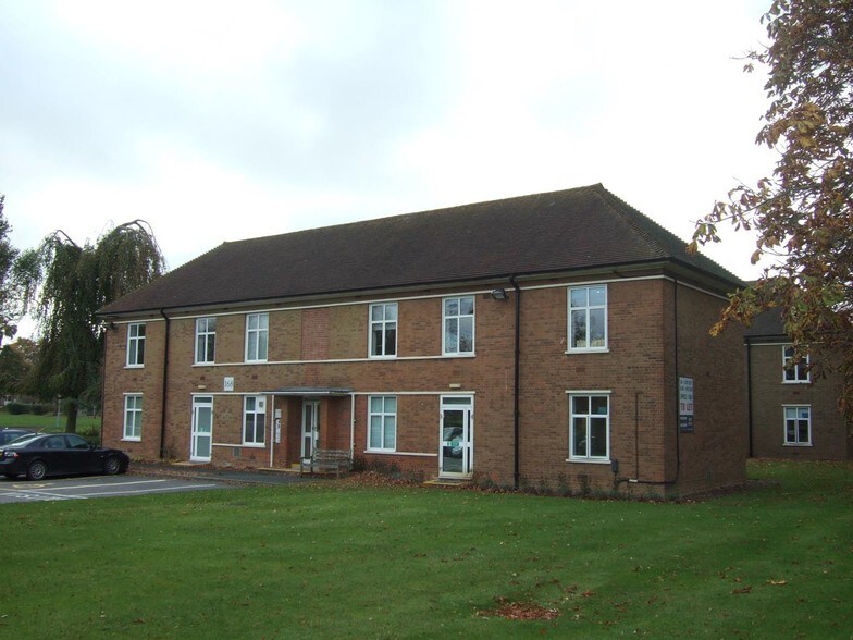 Maxwell Ave, Didcot for sale - Primary Photo - Image 1 of 1