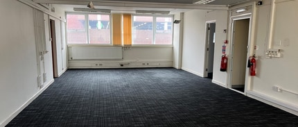 104-116 Front St, Arnold to rent Interior Photo- Image 2 of 2