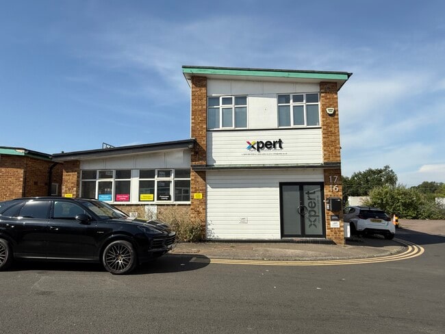 More details for 16-17 Station Clos, Potters Bar - Office to Rent