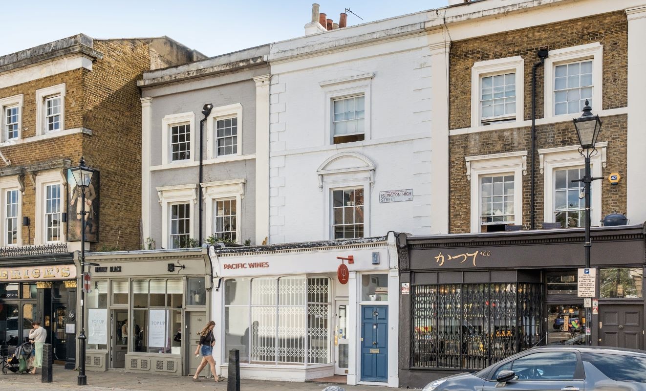 102 Islington High St, London to rent Interior Photo- Image 1 of 6