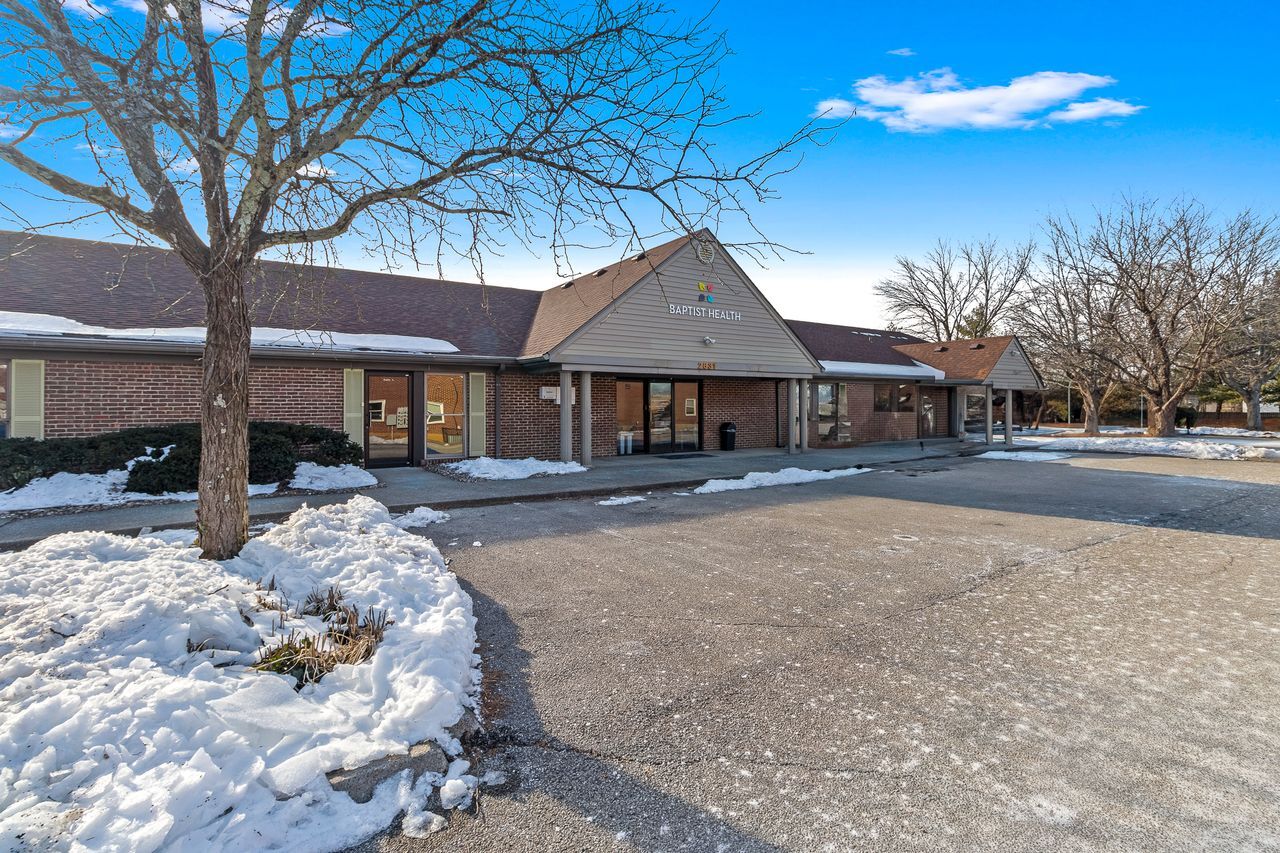 2831 S Hurstbourne Pky, Louisville, KY to rent Primary Photo- Image 1 of 3
