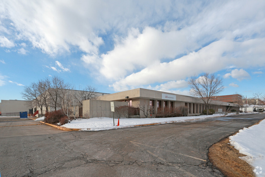 11100 W 8th Ave, Lakewood, CO for rent - Building Photo - Image 1 of 12