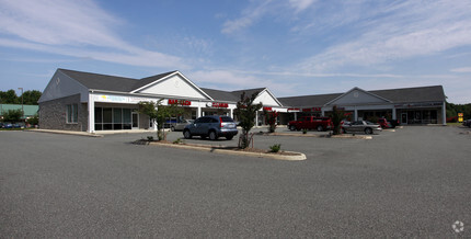 7987 Kings Hwy, King George, VA for rent Building Photo- Image 1 of 11