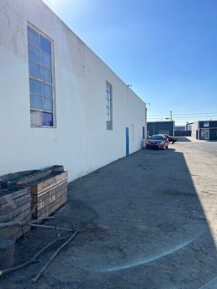 125 W 157th St, Gardena, CA for sale - Building Photo - Image 3 of 5