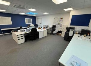 High St, Newcastle Under Lyme to rent Interior Photo- Image 2 of 6