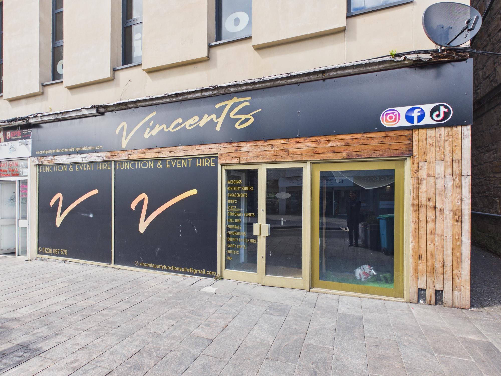 15 Main St, Coatbridge to rent Primary Photo- Image 1 of 5
