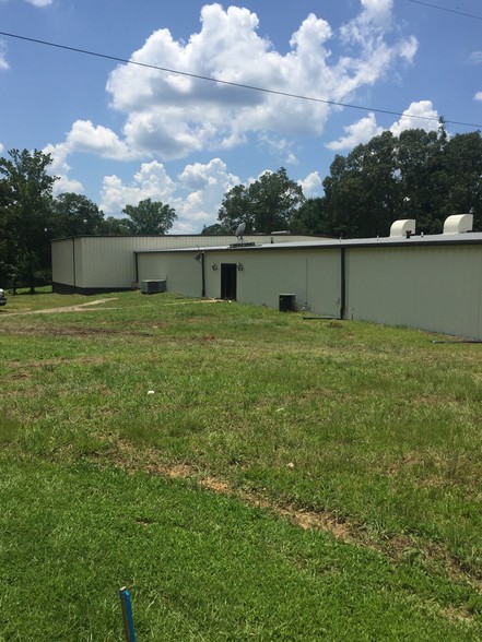 800 Dee Hendrix Rd, Bessemer, AL for sale - Building Photo - Image 1 of 1