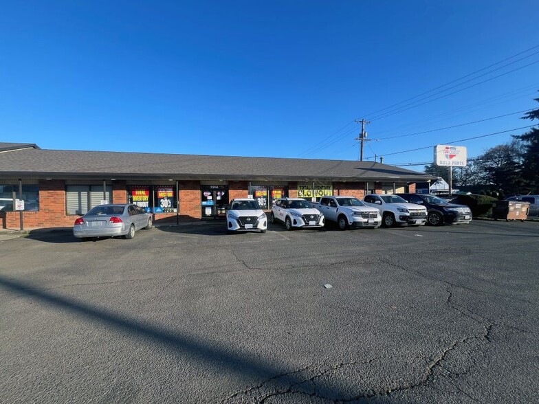 235 SW Oak St, Hillsboro, OR for rent - Building Photo - Image 1 of 8