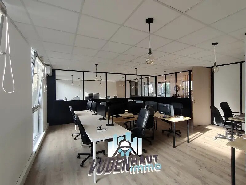 Vente Bureaux 206 m² - Photo 1