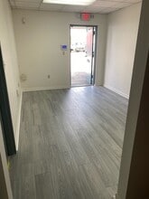 6991-6995 NW 82nd Ave, Miami, FL to rent Interior Photo- Image 1 of 11