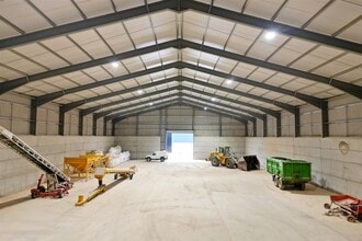 BECCLES AIRFIELD, Beccles to rent Interior Photo- Image 2 of 7