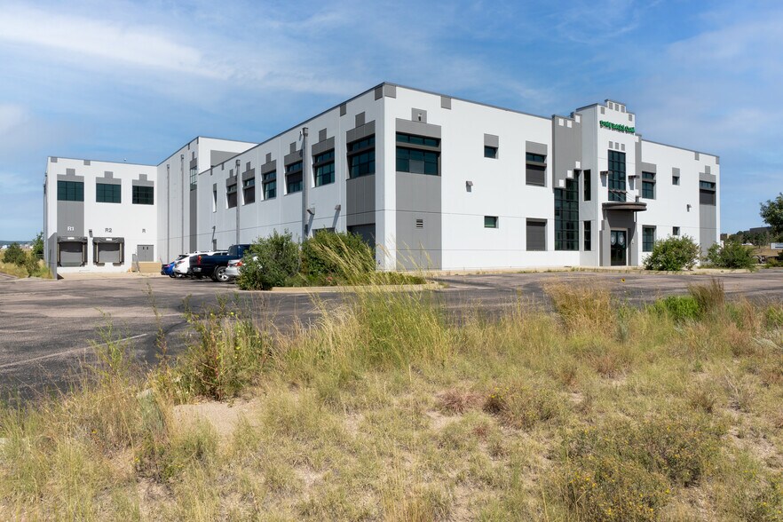 10035 Federal Dr, Colorado Springs, CO for rent - Building Photo - Image 3 of 6