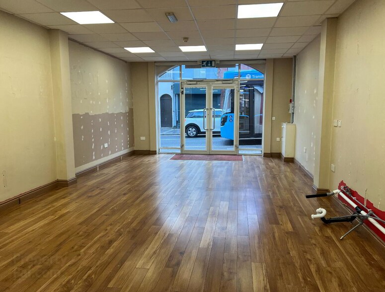 12 North St, Craigavon for sale - Interior Photo - Image 3 of 4