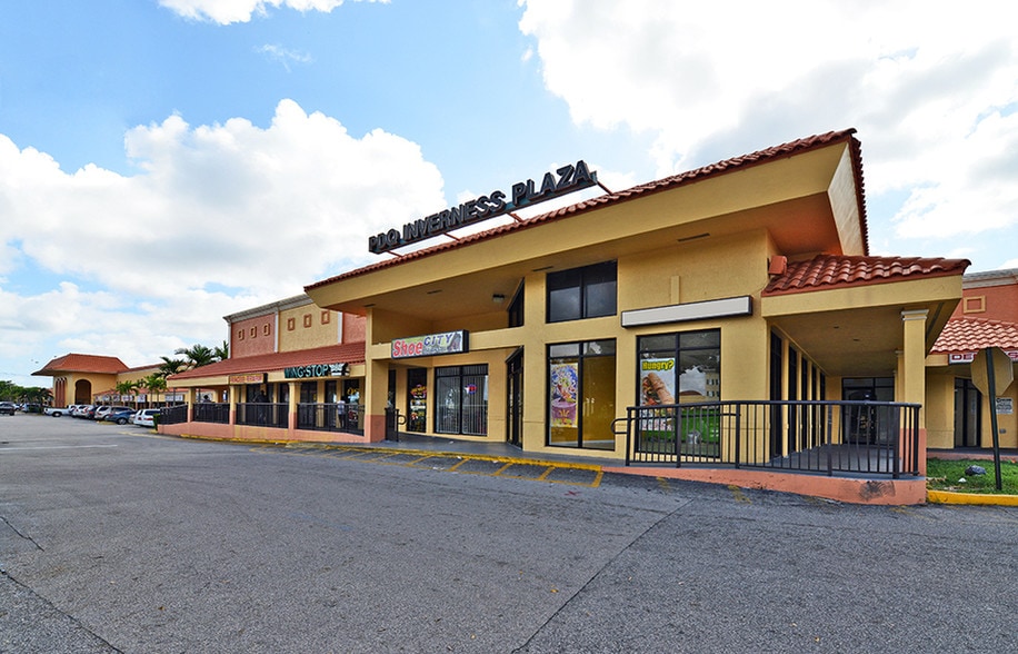 5500 W Oakland Park Blvd, Lauderhill, FL for rent - Building Photo - Image 3 of 7