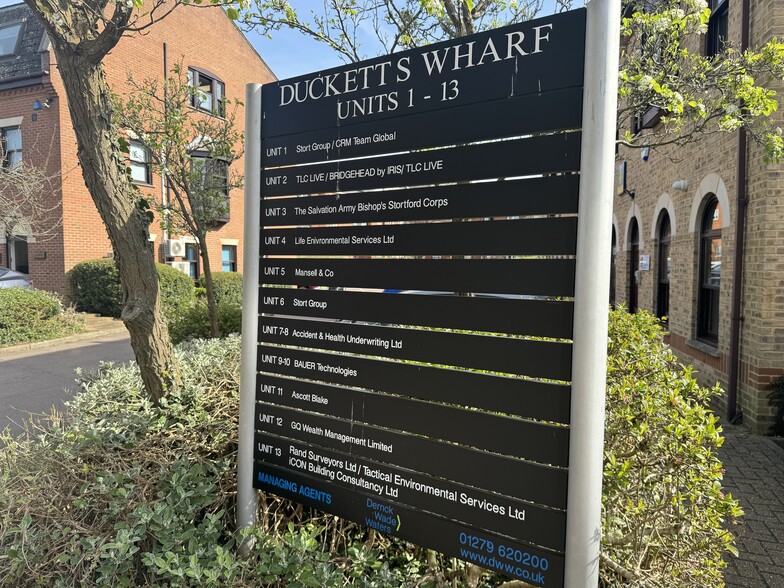 South St, Bishop's Stortford to rent - Building Photo - Image 2 of 10