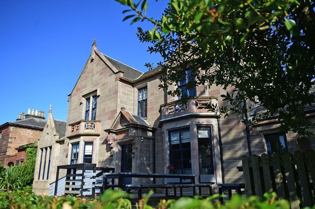 14 London Rd, Kilmarnock to rent - Building Photo - Image 2 of 9