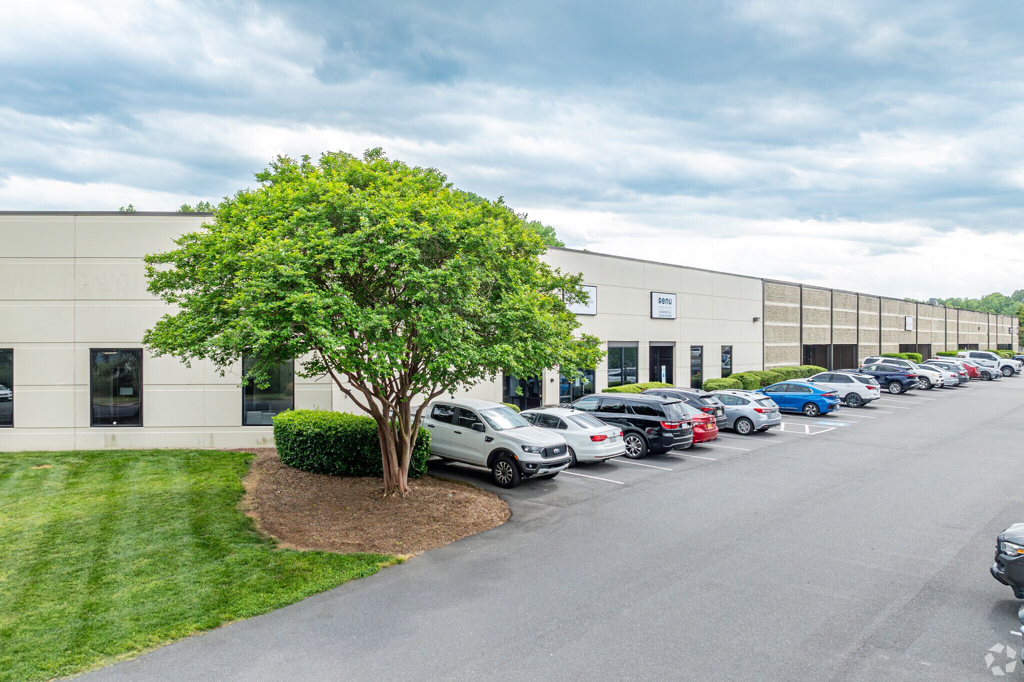 801 Pressley Rd, Charlotte, NC for sale Primary Photo- Image 1 of 1