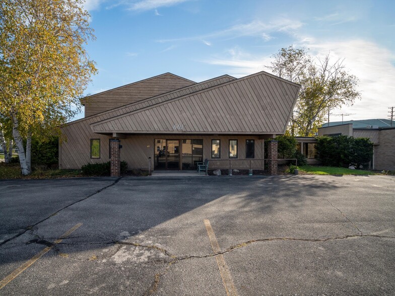 601 Buffalo St, Manitowoc, WI for rent - Building Photo - Image 1 of 10