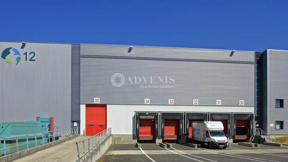 Industrial in Mitry-Mory to rent Building Photo- Image 1 of 9