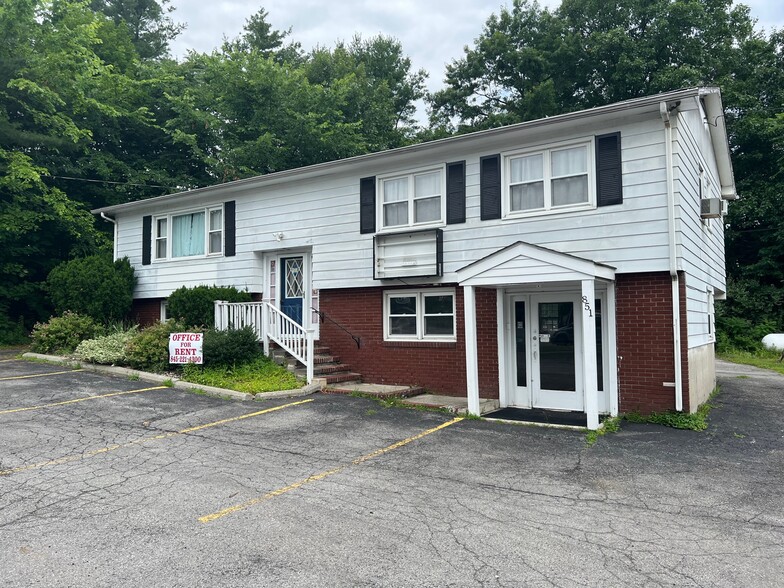 851 Route 82, Hopewell Junction, NY for rent - Building Photo - Image 1 of 8