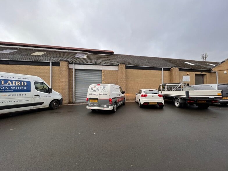 11 Bankside, Falkirk to rent - Building Photo - Image 1 of 3