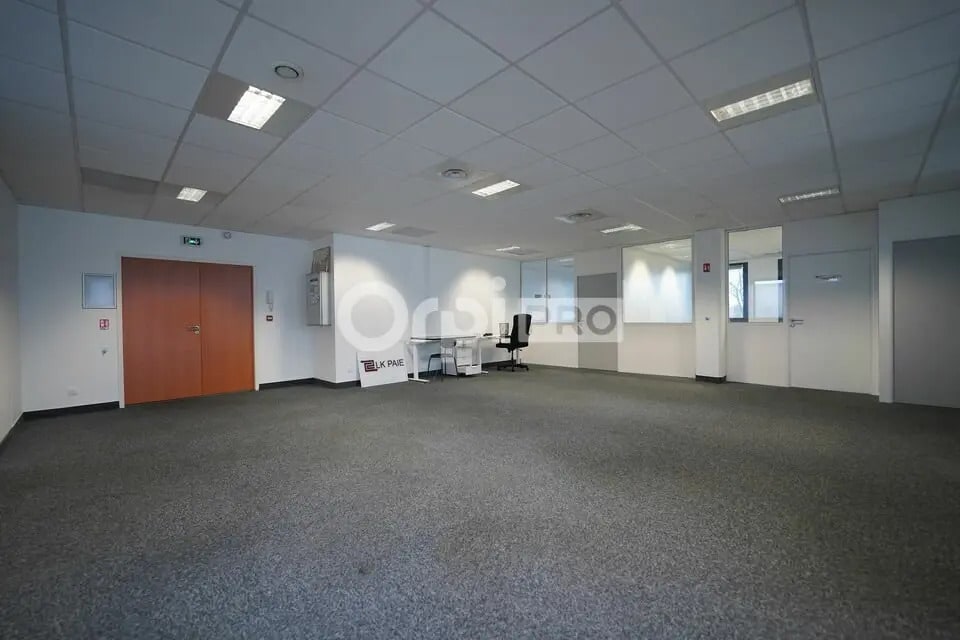1 Rue Monseigneur Ancel, Saint-Priest to rent Interior Photo- Image 1 of 11