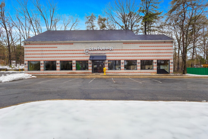 8230 Ritchie Hwy, Pasadena, MD for sale - Building Photo - Image 1 of 1