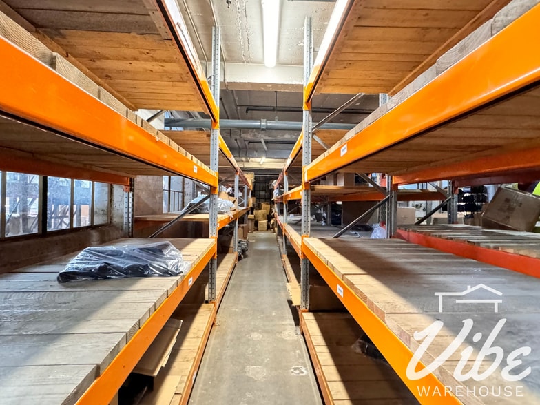 167 Hermitage Road, London to rent - Interior Photo - Image 2 of 8