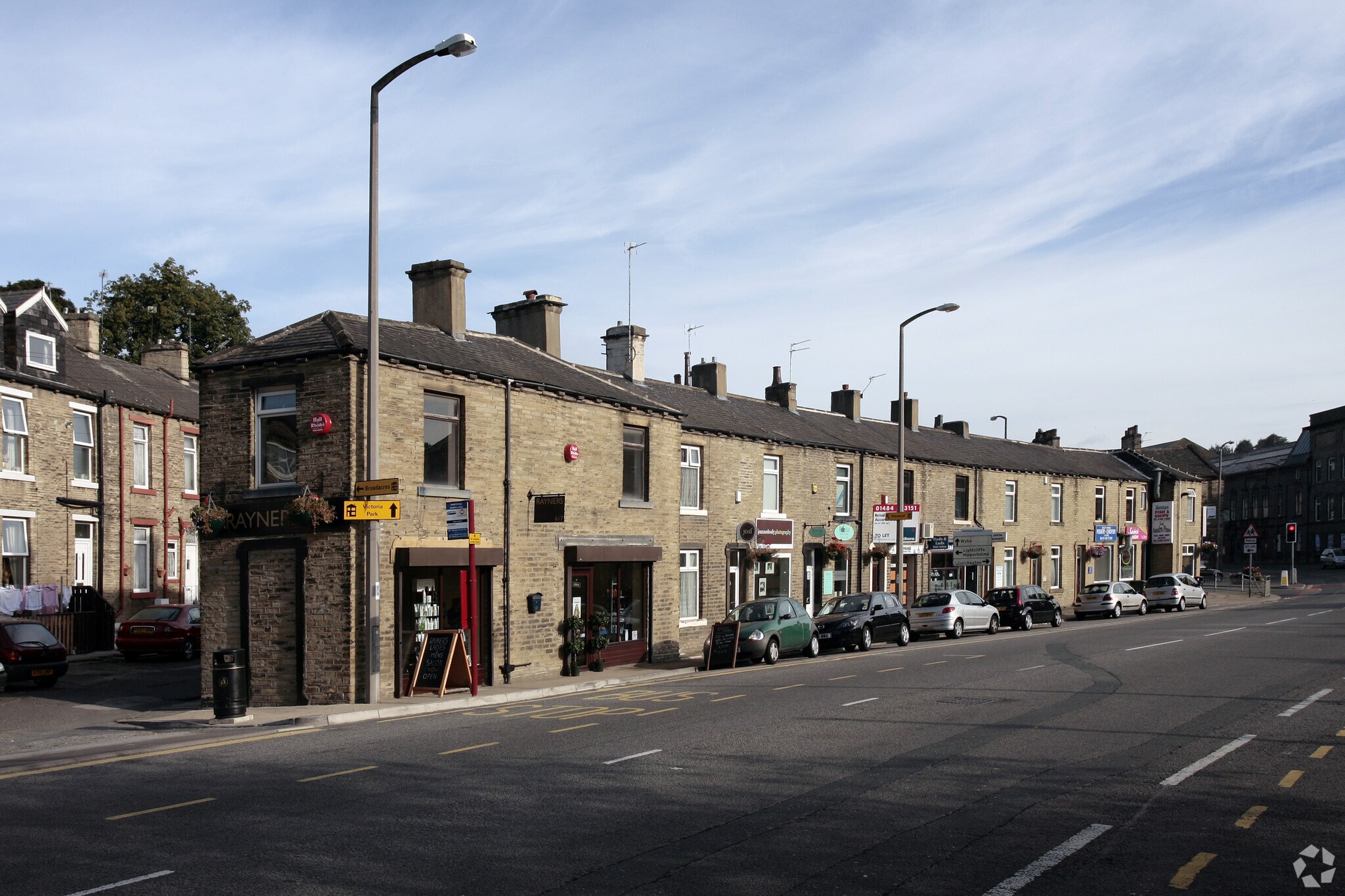 625 Bradford Rd, Brighouse for sale Primary Photo- Image 1 of 1