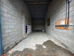 North Rd, Okehampton to rent Interior Photo- Image 1 of 2