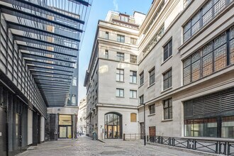 249-259 Regent St, London to rent Building Photo- Image 1 of 26