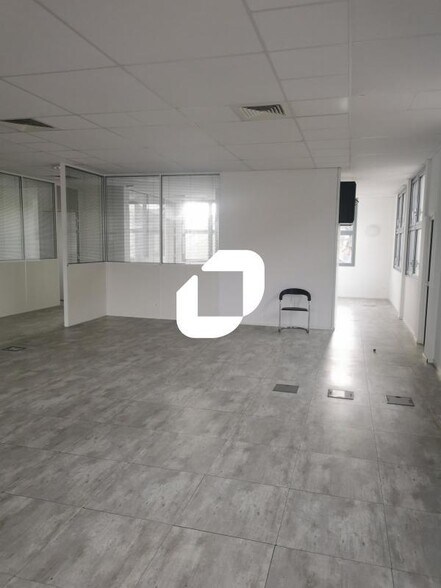 1 Quai Gabriel Péri, Joinville-le-Pont to rent - Interior Photo - Image 1 of 12