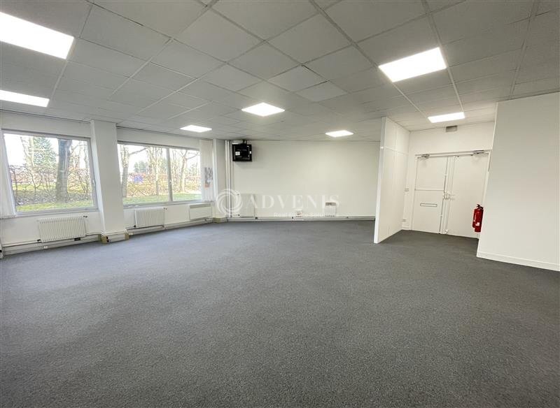 Office in Villepinte to rent - Interior Photo - Image 3 of 8