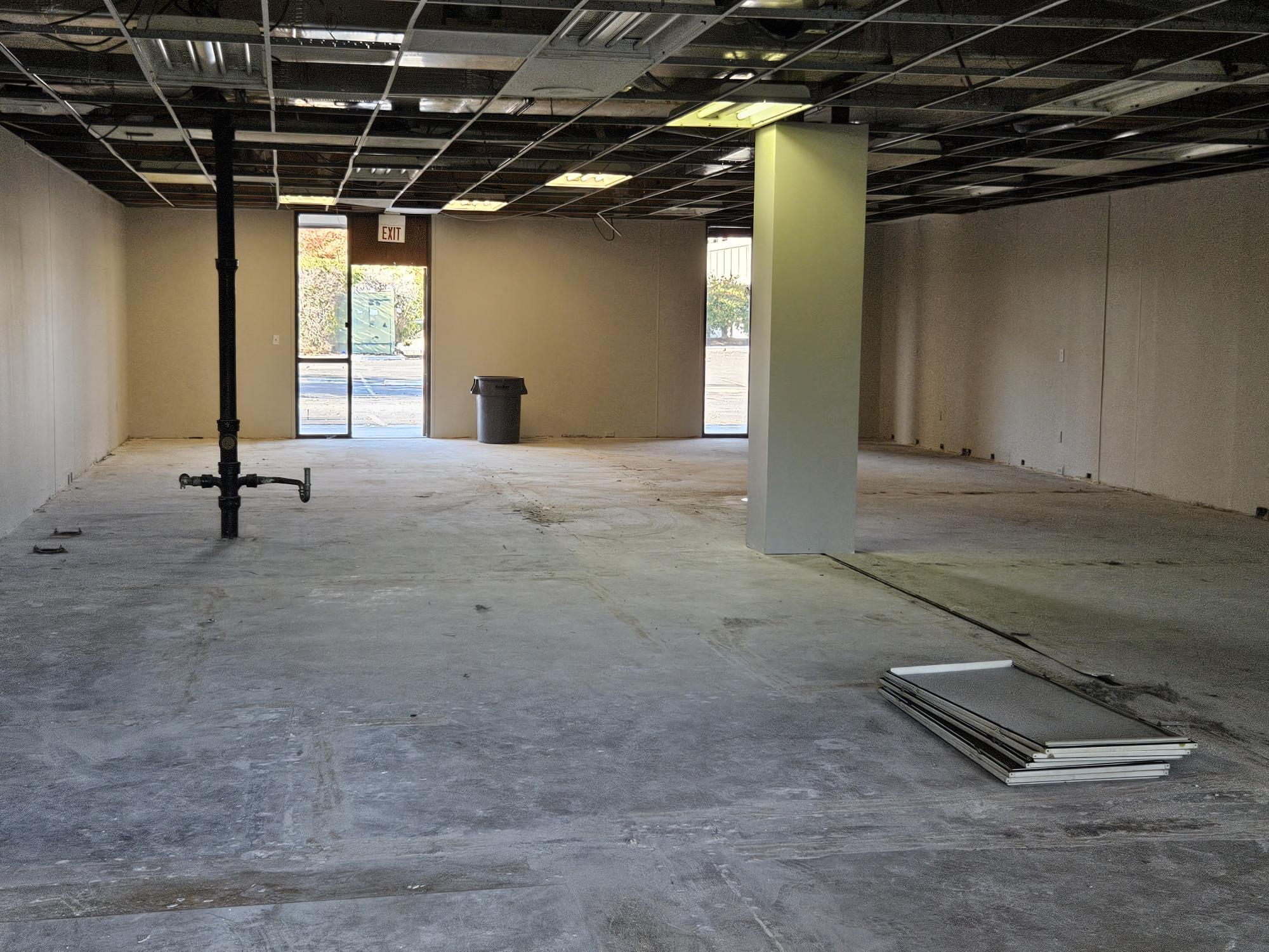 3050 Presidential Dr, Atlanta, GA to rent Interior Photo- Image 1 of 3