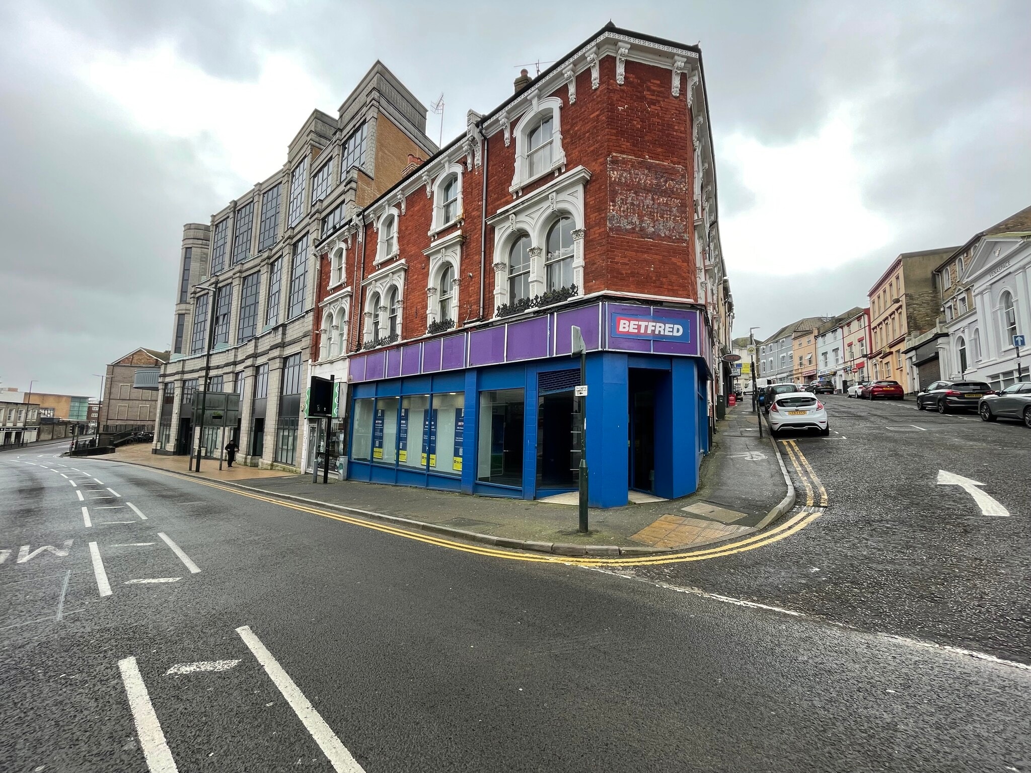130-134 Commercial Rd, Bournemouth to rent Primary Photo- Image 1 of 6