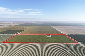 10483 Zerker Rd, Delano, CA for sale Primary Photo- Image 1 of 1