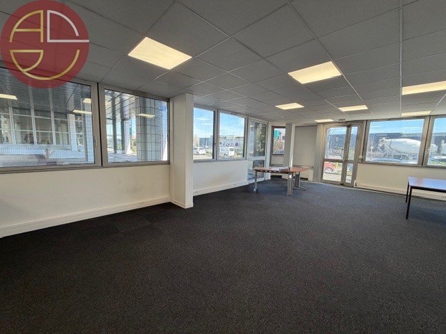 Office in Toulouse for sale - Interior Photo - Image 3 of 5