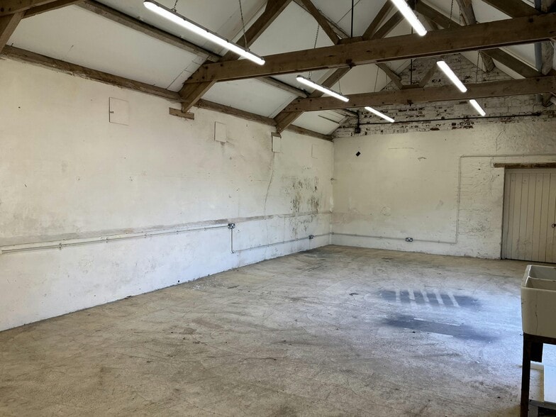 West Farm, Micheldever to rent - Building Photo - Image 3 of 7