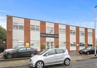 Oakcroft Rd, Chessington to rent Building Photo- Image 1 of 3