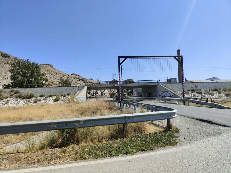 Carretera de Pinos Puente, Atarfe, Granada for sale - Primary Photo - Image 1 of 8