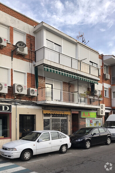 Calle Santo Tomás de Aquino, 35, Parla, Madrid for sale - Primary Photo - Image 1 of 1